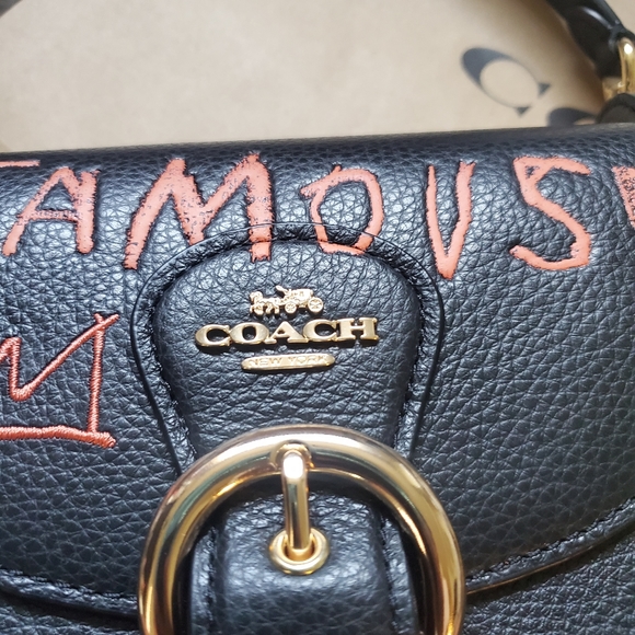 SOLD Coach x BASQUIAT Kleo Shoulder - Picture 8 of 9